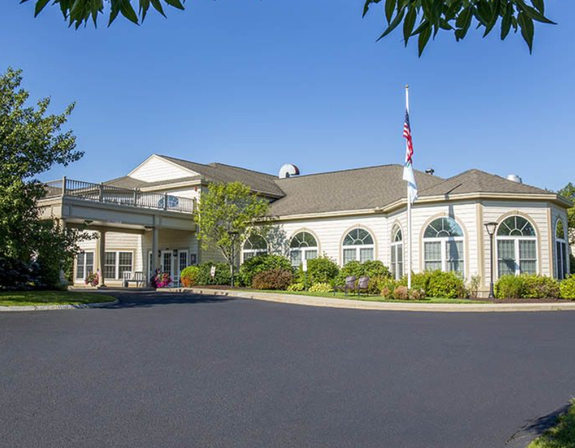 Benchmark Senior Living at Plymouth Crossings